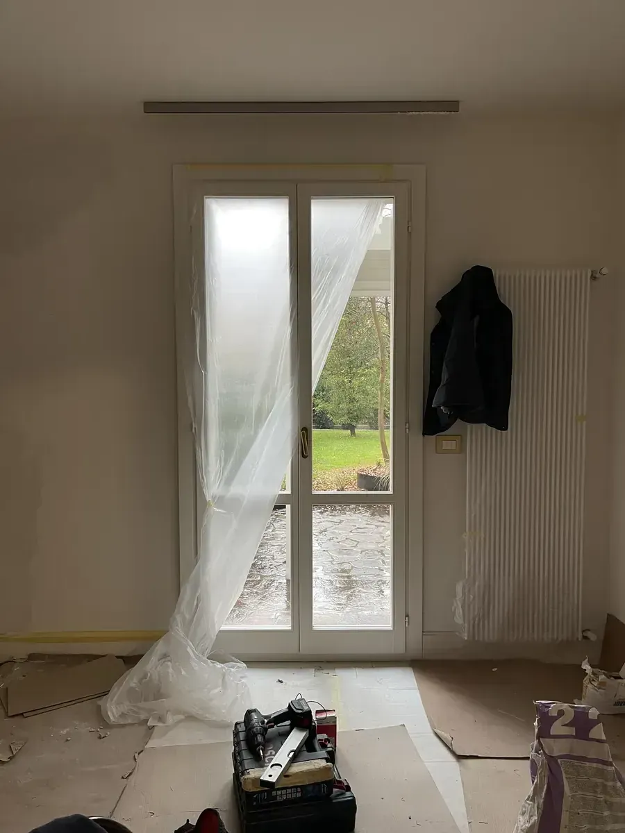 GALLERY HOUSE — 05